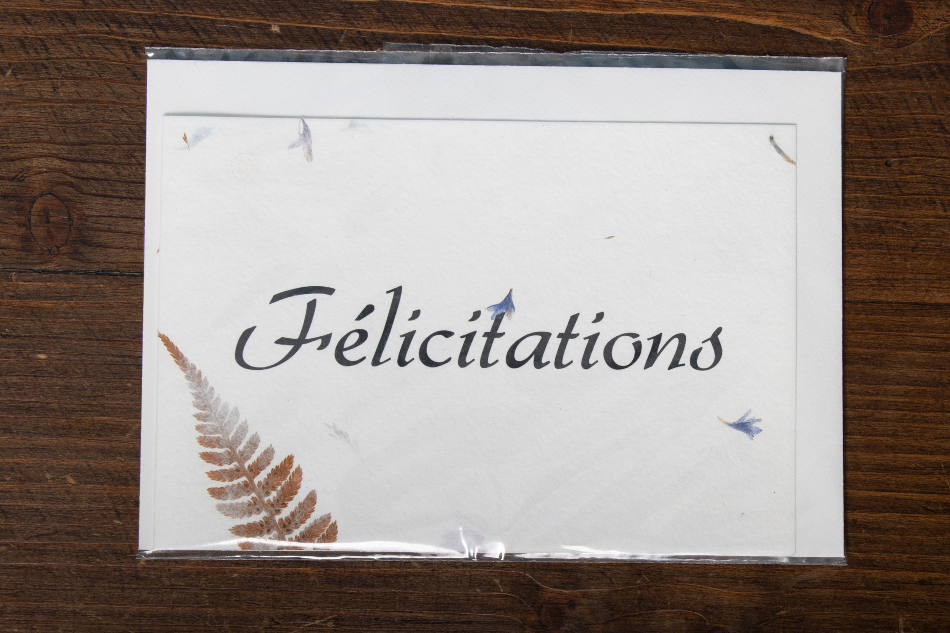 Carte postale  – Papier à fleurs – Fabrication artisanale